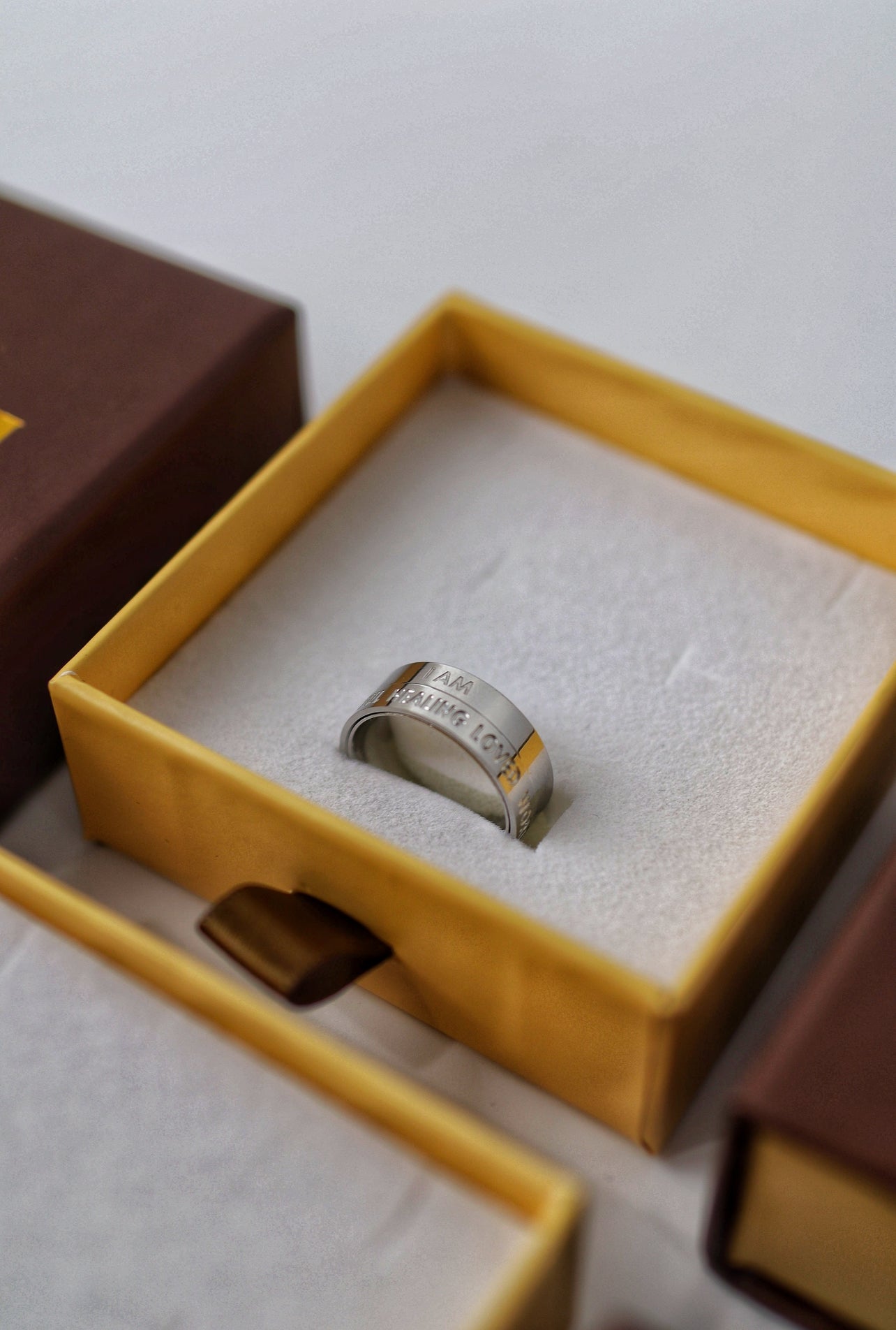 ZENSPIN ROTATING AFFIRMATION RING